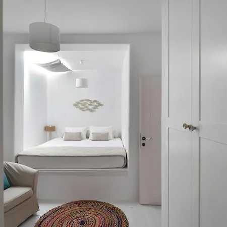 Luxury Calypso Beautiful Serene Sleeps Up To 11 Glisidia Villa