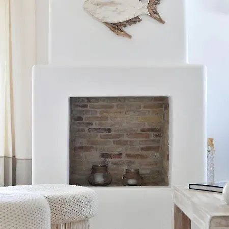 Luxury Calypso Beautiful Serene Sleeps Up To 11 Glisidia Villa *