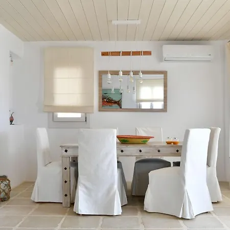Villa Luxury Calypso Beautiful Serene Sleeps Up To 11 Glisidia Páros