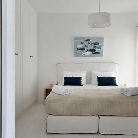 Villa Luxury Calypso Beautiful Serene Sleeps Up To 11 Glisidia